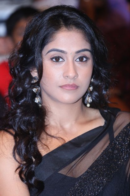 Regina-at-Ra-Ra-Krishnayya-Audio-Launch